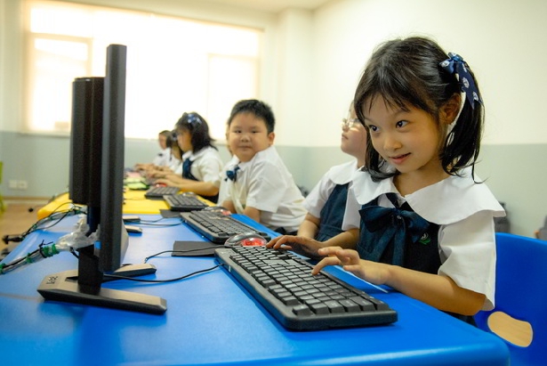 Perkembangan Internet dan Masa Depan Pendidikan Anak-anak